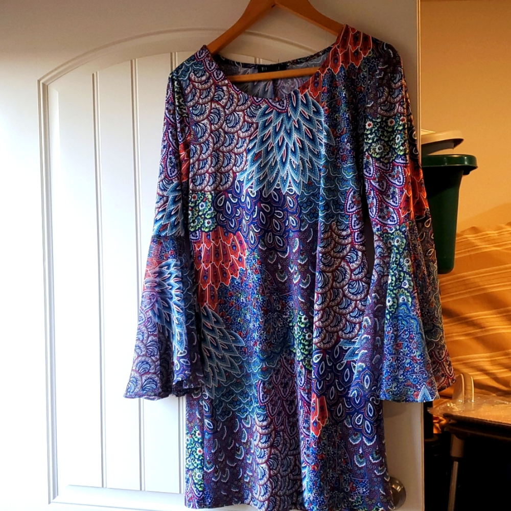 Gorgeous Roz Ali Dress Bell Sleeve